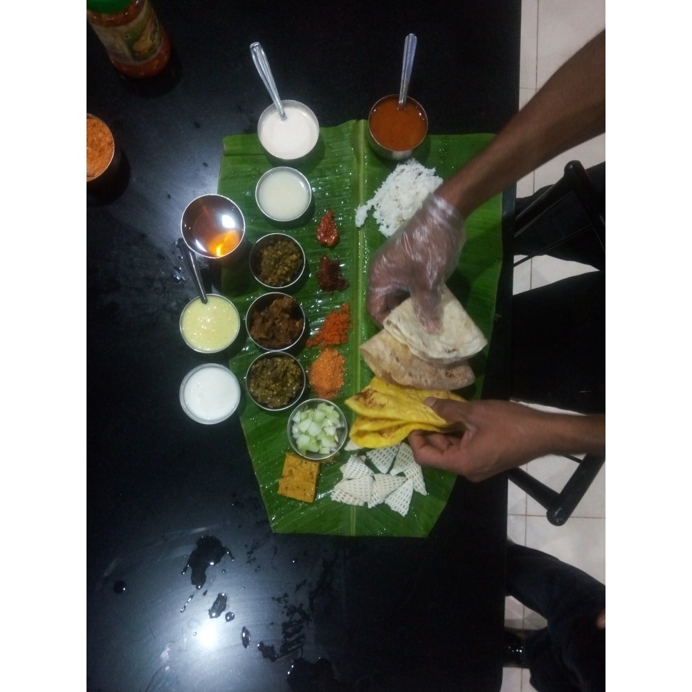 Holgi Thali